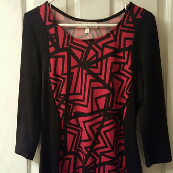 Black, red dress - Picture 2 of 3