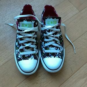 NWOT Converse All Stars