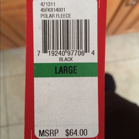 IZOD Fleece - Picture 3 of 3