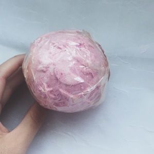 Lush "twilight" bath bomb ✨