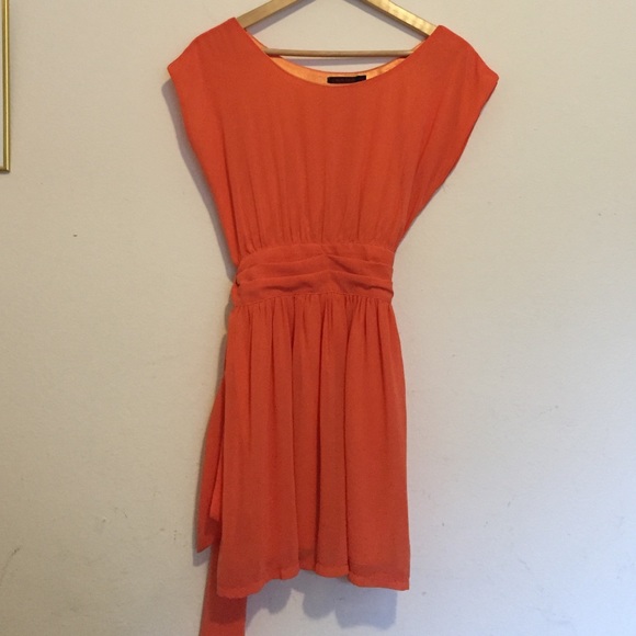 Vibrant draped chiffon dress (Tie around)