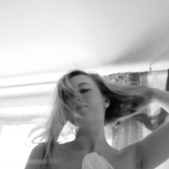 Meet your Posher, Julia - Picture 1 of 1