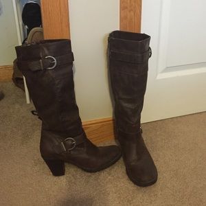 Brown heeled boots