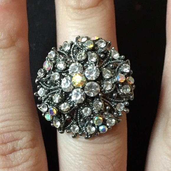 🎉HP🎉Statement ring - Picture 3 of 3