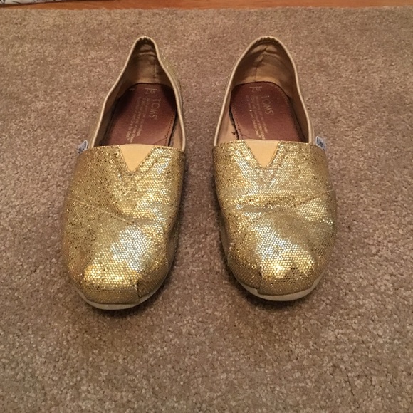 Toms