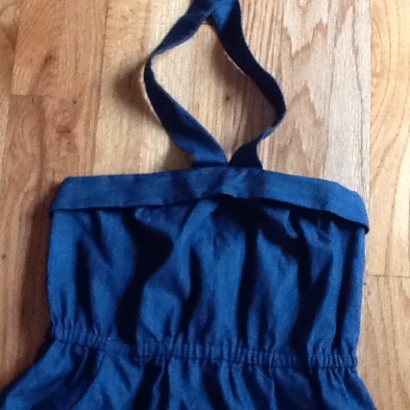 Jean halter dress - Picture 2 of 3