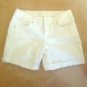 BARELY WORN WHITE SHORTS!