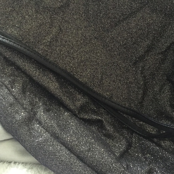 Black sequin VS backpack - Picture 3 of 4