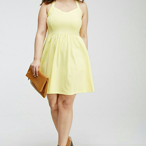 Forever 21 Crisscross Back Knit Dress 🌞