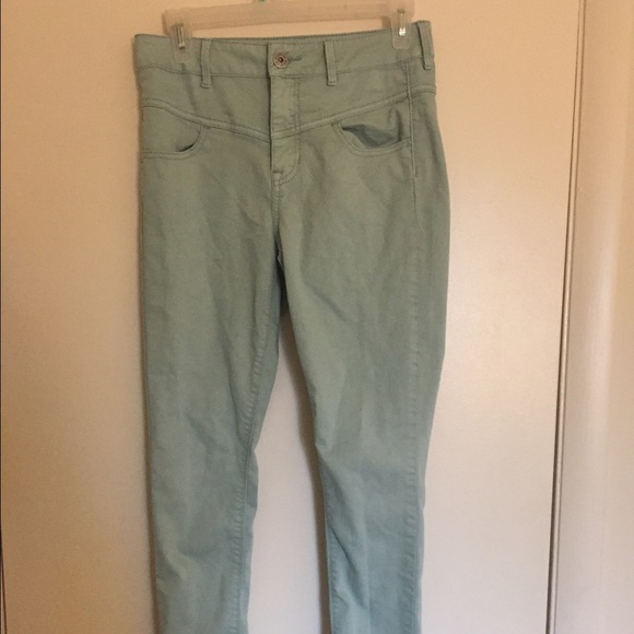 high waisted jeans (light blue)