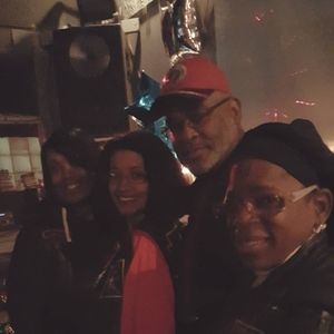 Meet your Posher, Marcia