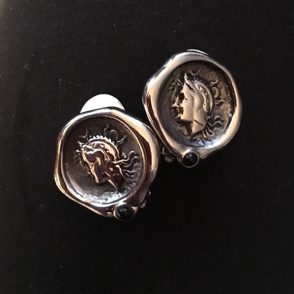 Statement clip on earrings