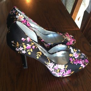 Jessica Simpson Heels