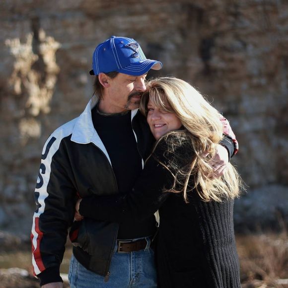 Meet your Posher, Sandy - Picture 1 of 1