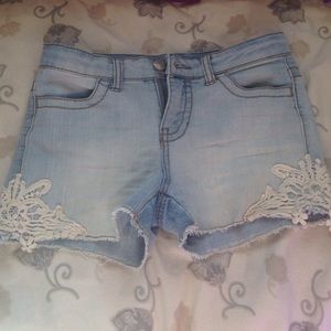 CUTE LACE SHORTS