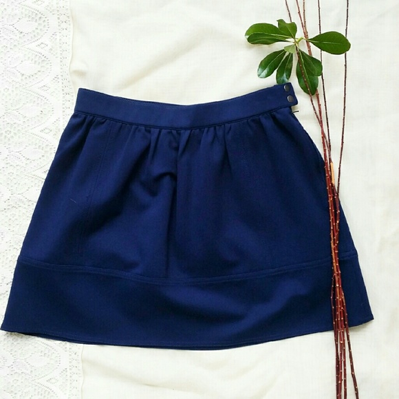 SOLD Madewell, navy, Ponte Swivel Skirt,  size 4