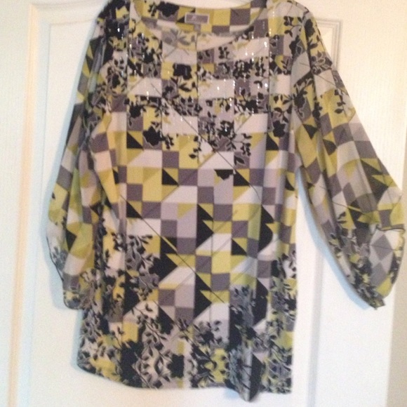 JM Collection Tunic size XL with sheer sleeves