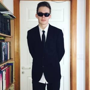 Meet your Posher, Ómar már