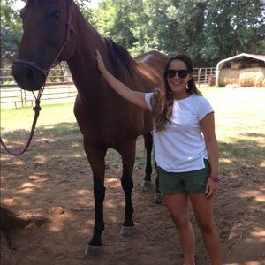 Meet your Posher, Kendra