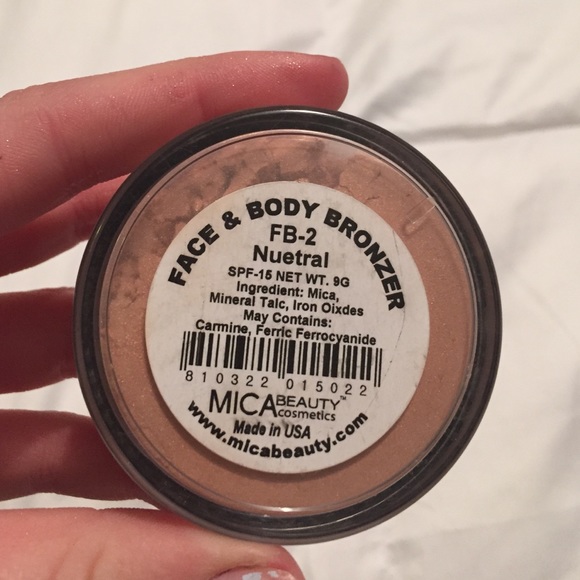 Mica beauty cosmetics bronzer in Nuetral - Picture 3 of 4