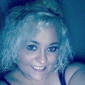 Meet your Posher, Randi