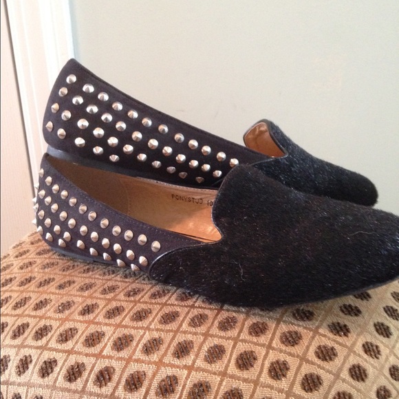 *Brand New* Black flats with studs