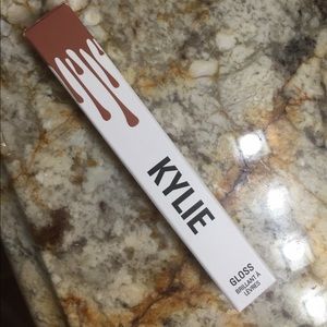Kylie lipgloss color "like"