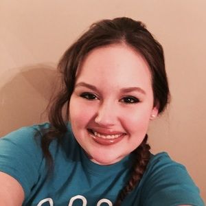 Meet your Posher, Mallory