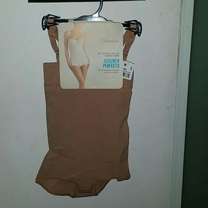 Invisible strapless classic shaper