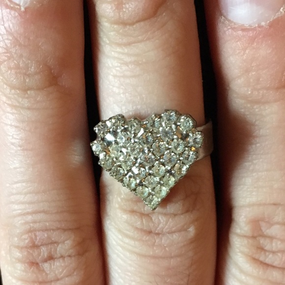 Heart ring - Picture 3 of 3