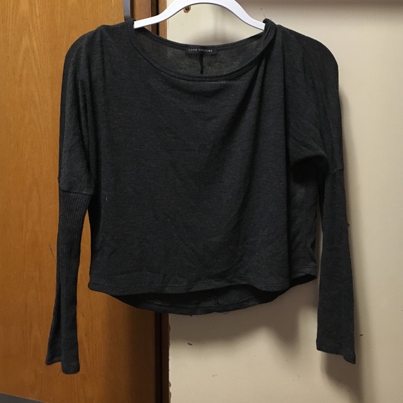 Soft long sleeve crop