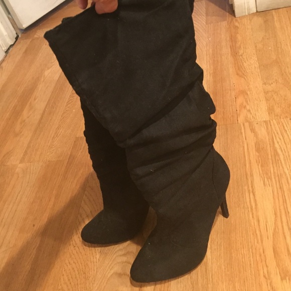 Black heel boots