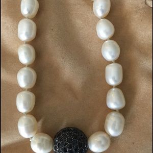 South sea pearl necklace w sapphire