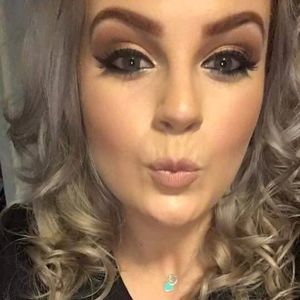 Meet your Posher, Angie