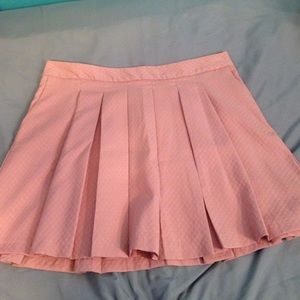 Pink pleated skirt