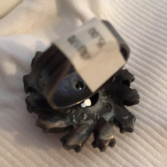 Statement ring - Picture 2 of 3