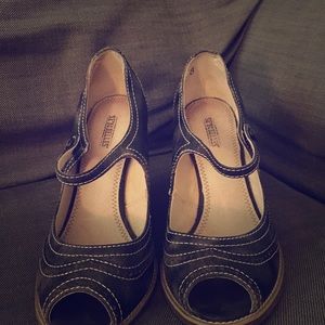 Seychelles, peep toe wedge heels