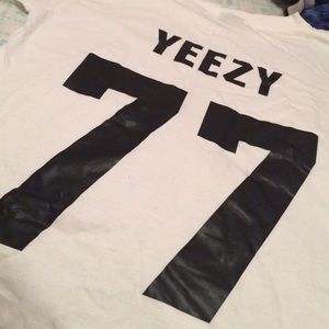 Kanye west YEEZY 77 plain white t shirt