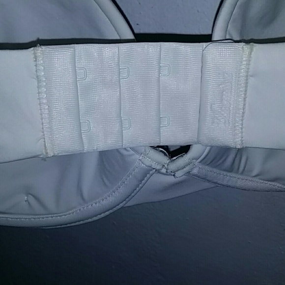 Leonisa Bra - Picture 4 of 4