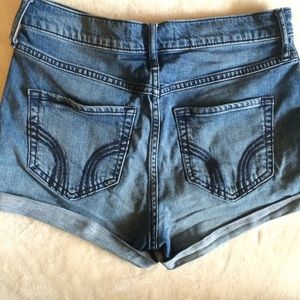 High wasted hollister shorts.