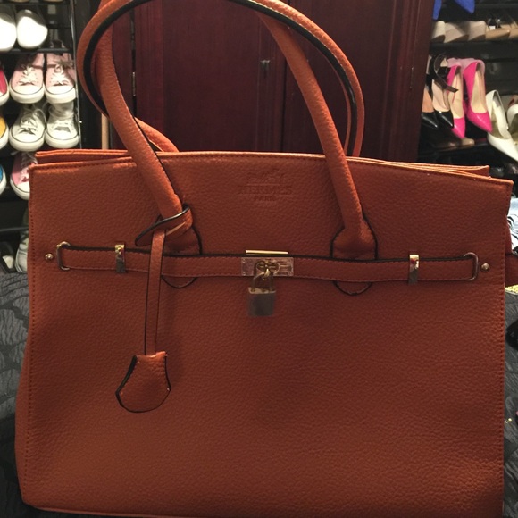 SOLD.....Handbag with shoulder strap