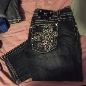 Miss me fleur de lis skinny jeans
