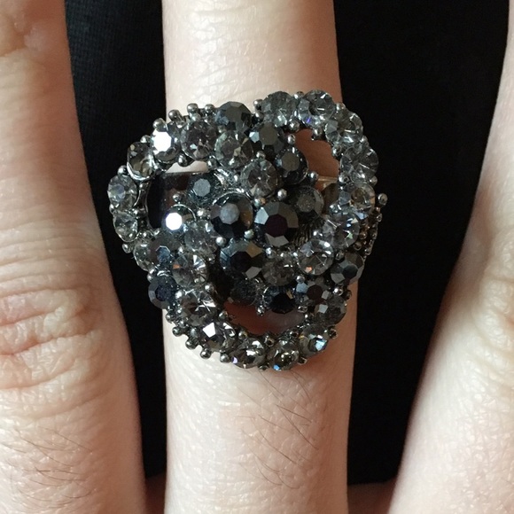 Statement knot ring - Picture 3 of 3