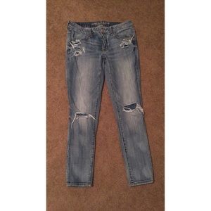 American eagle super stretch destroyed jeggings