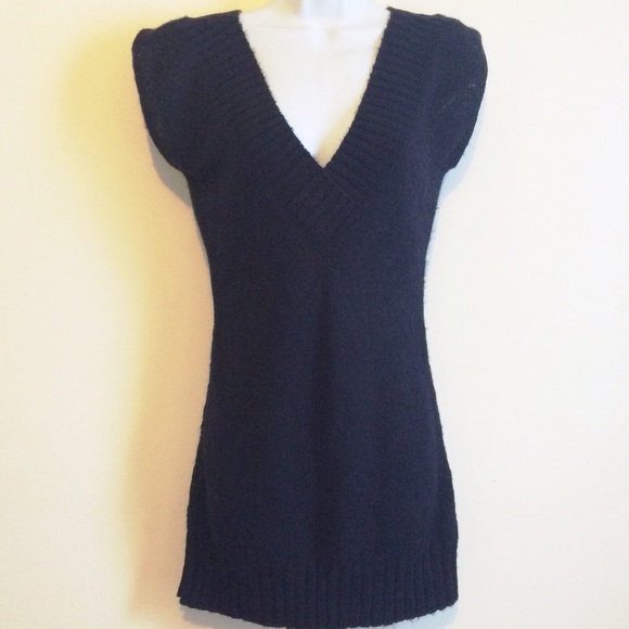 Guess NWOT Sweater tunic