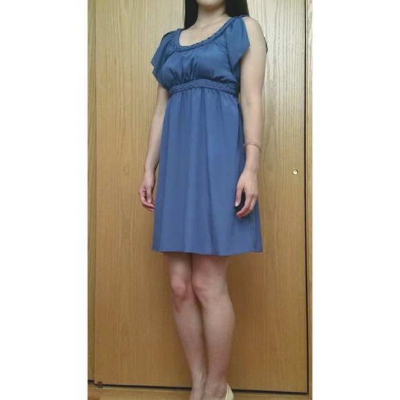 Flutter Capsleeve Dress