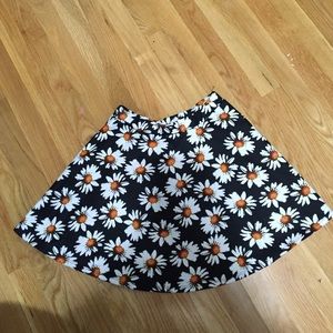 Daisy circle skirt