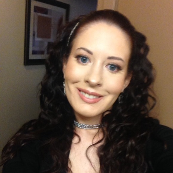 Meet your Posher, Stacey