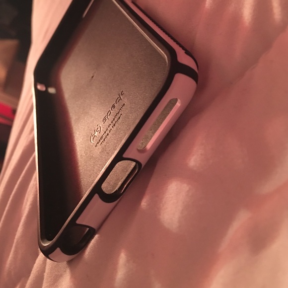 Case - Picture 2 of 3