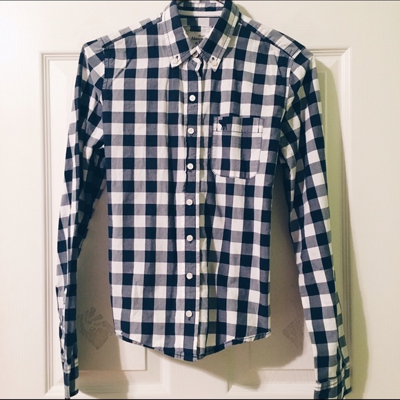 Abercrombie & Fitch Navy Checkered Button-down